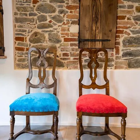 Casa Del Maestro-appartamenti D'arte アパート ドリアーニ