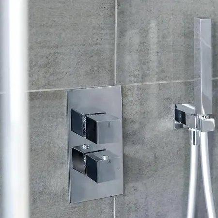 Casa Del Maestro-appartamenti D'arte Dogliani