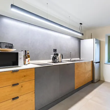 Casa Del Maestro-appartamenti D'arte ドリアーニ